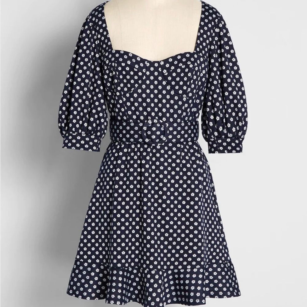 Daisy, My Darling NWT ModCloth Hutch Flower Dress Size 8